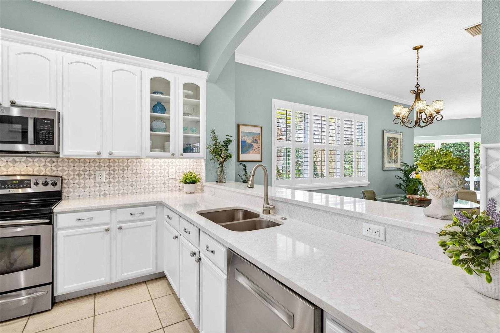 Image 20 of 90 For 5215 Fairway One Drive