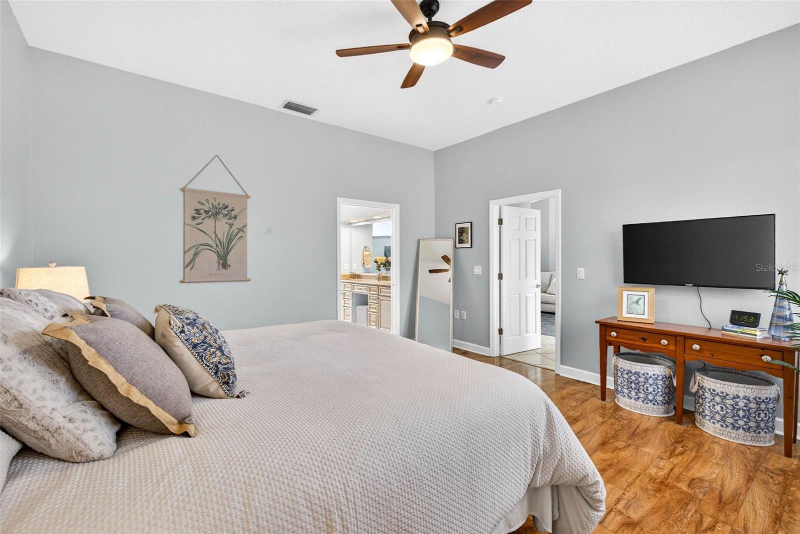 Image 45 of 90 For 5215 Fairway One Drive