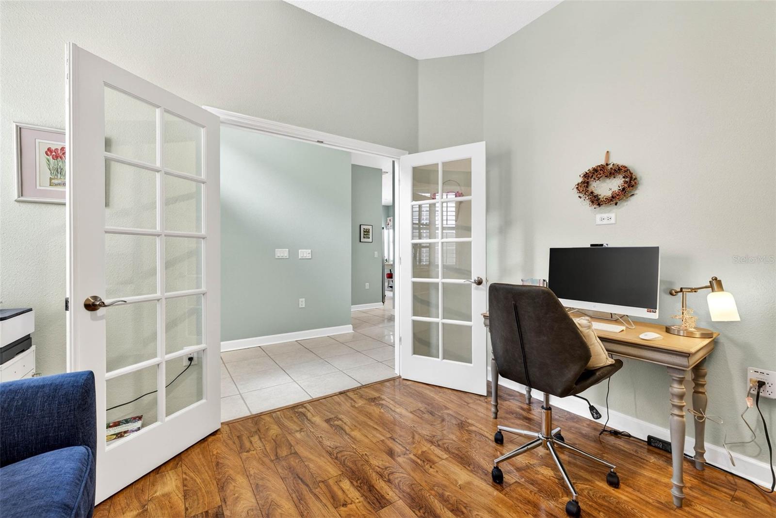 Image 7 of 90 For 5215 Fairway One Drive