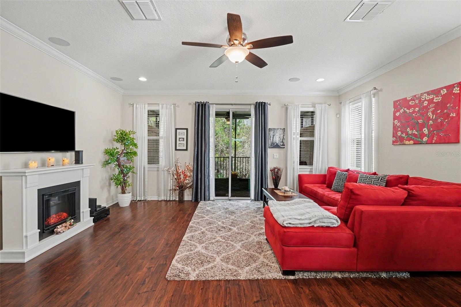 Image 11 of 36 For 908 Vineyard Lane