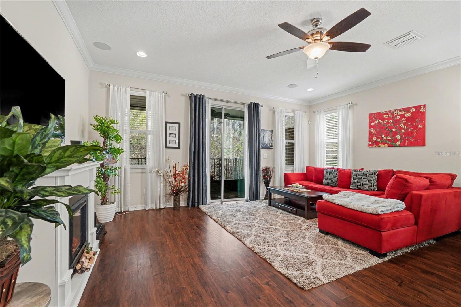 Image 15 of 36 For 908 Vineyard Lane