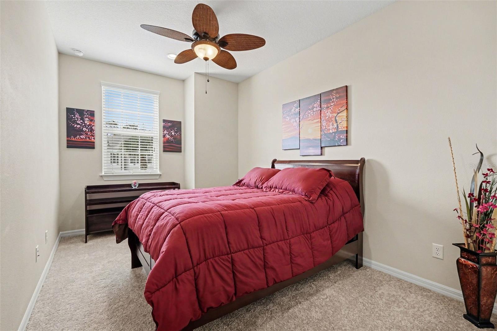 Image 19 of 36 For 908 Vineyard Lane