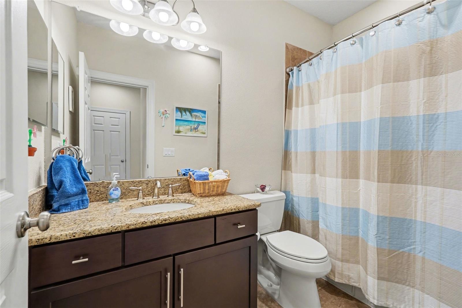 Image 21 of 36 For 908 Vineyard Lane