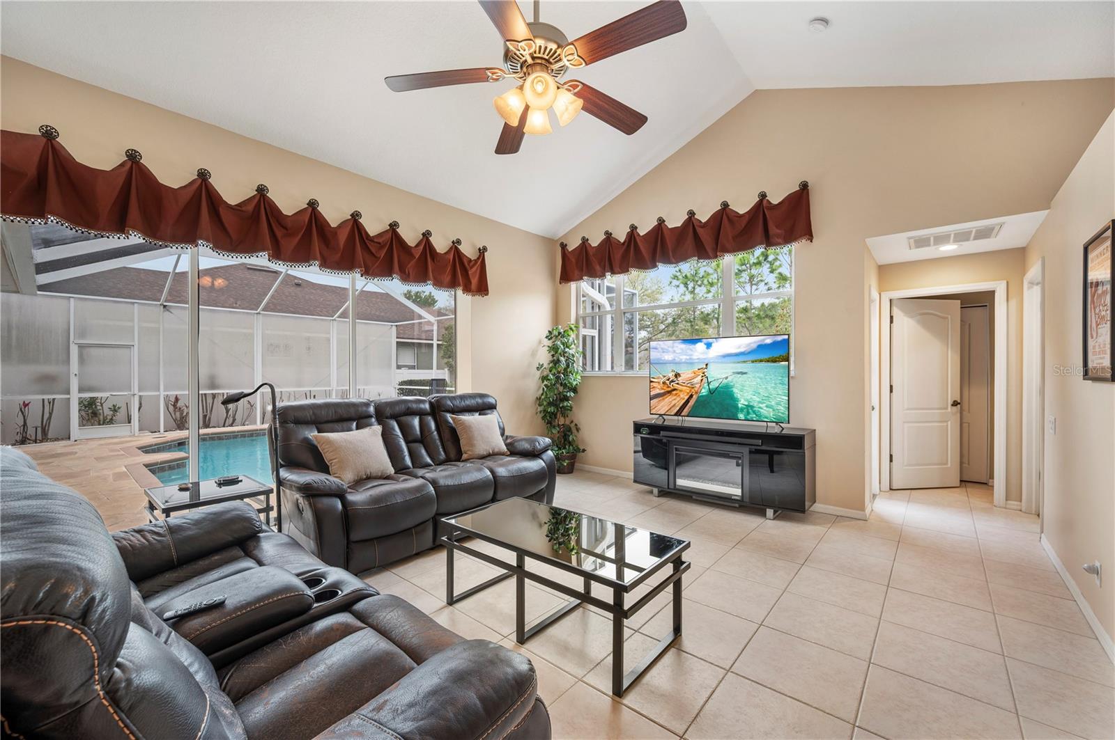 Image 18 of 84 For 17710 Currie Ford Drive