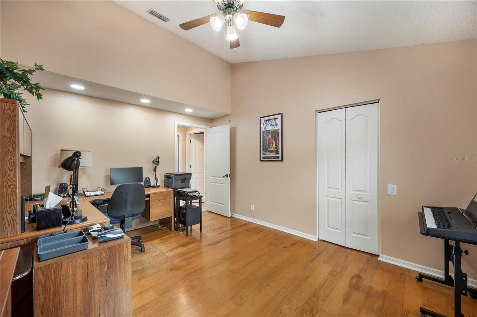 Image 36 of 84 For 17710 Currie Ford Drive