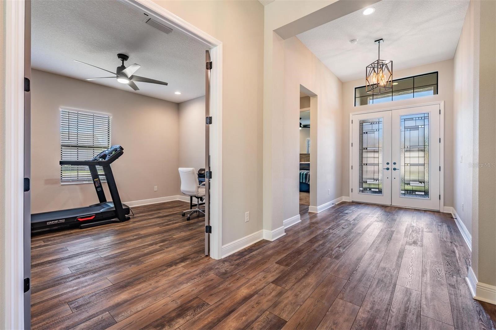 Image 27 of 65 For 9206 Isabella Circle