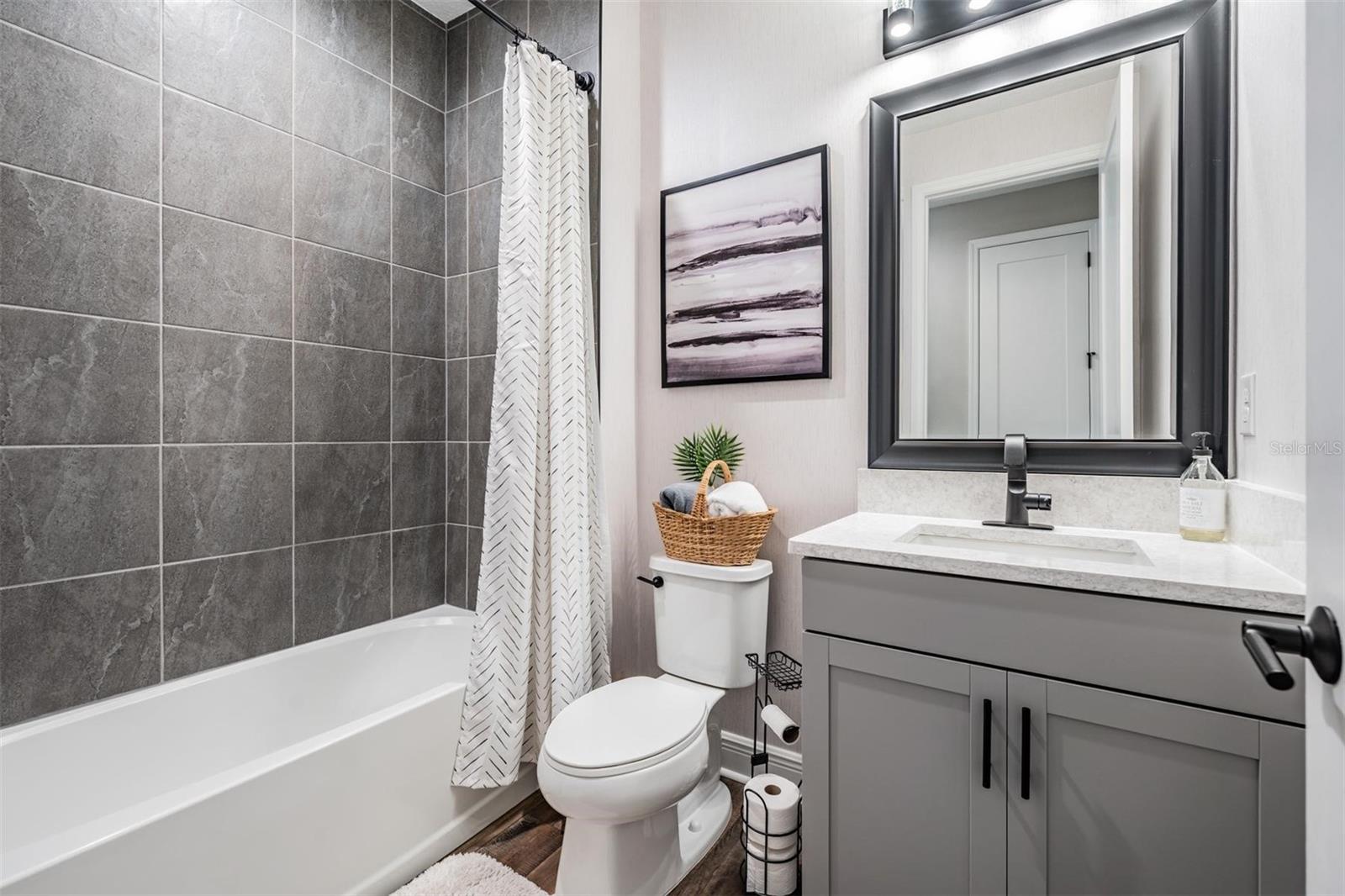 Image 29 of 65 For 9206 Isabella Circle