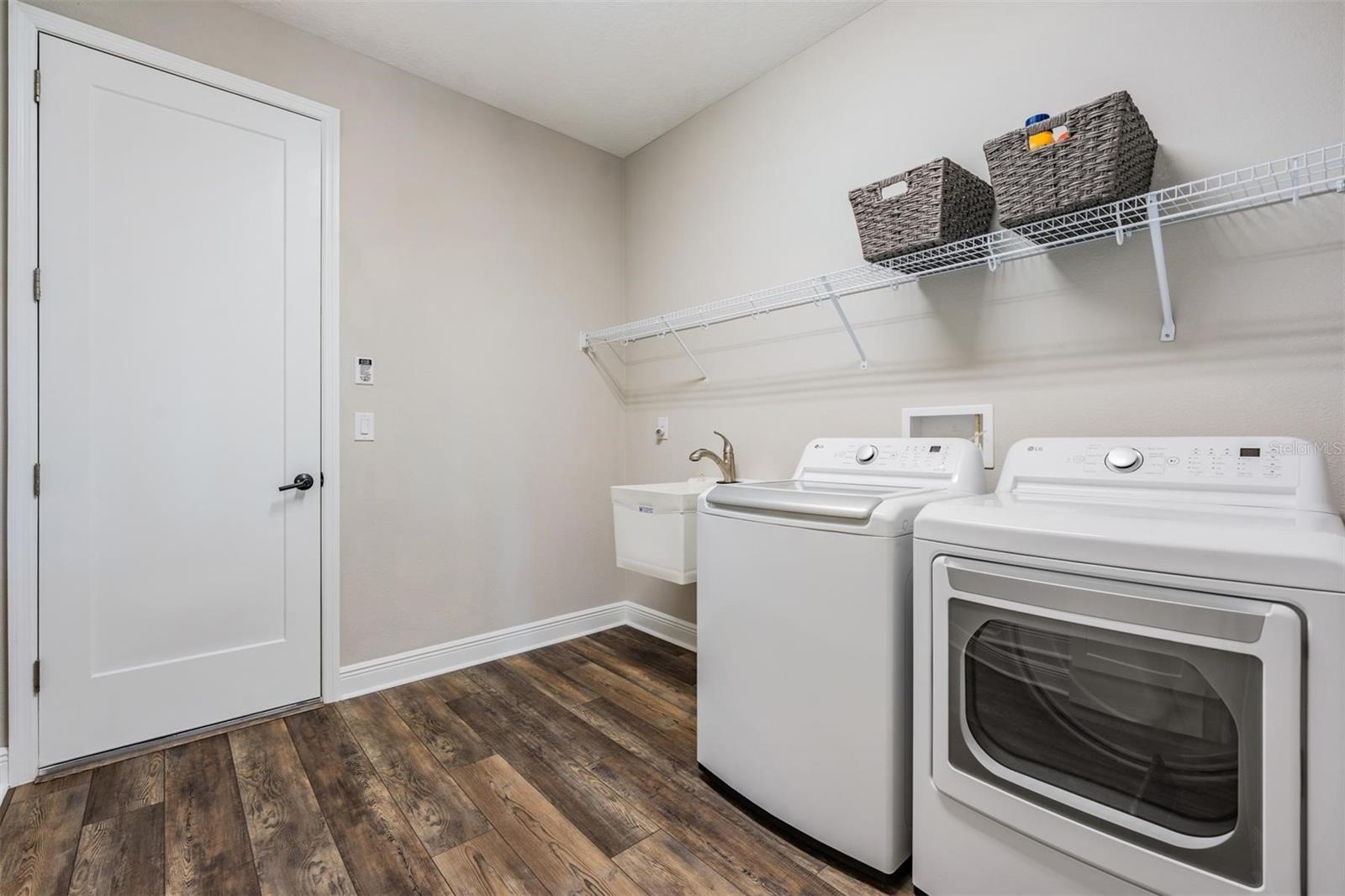 Image 34 of 65 For 9206 Isabella Circle