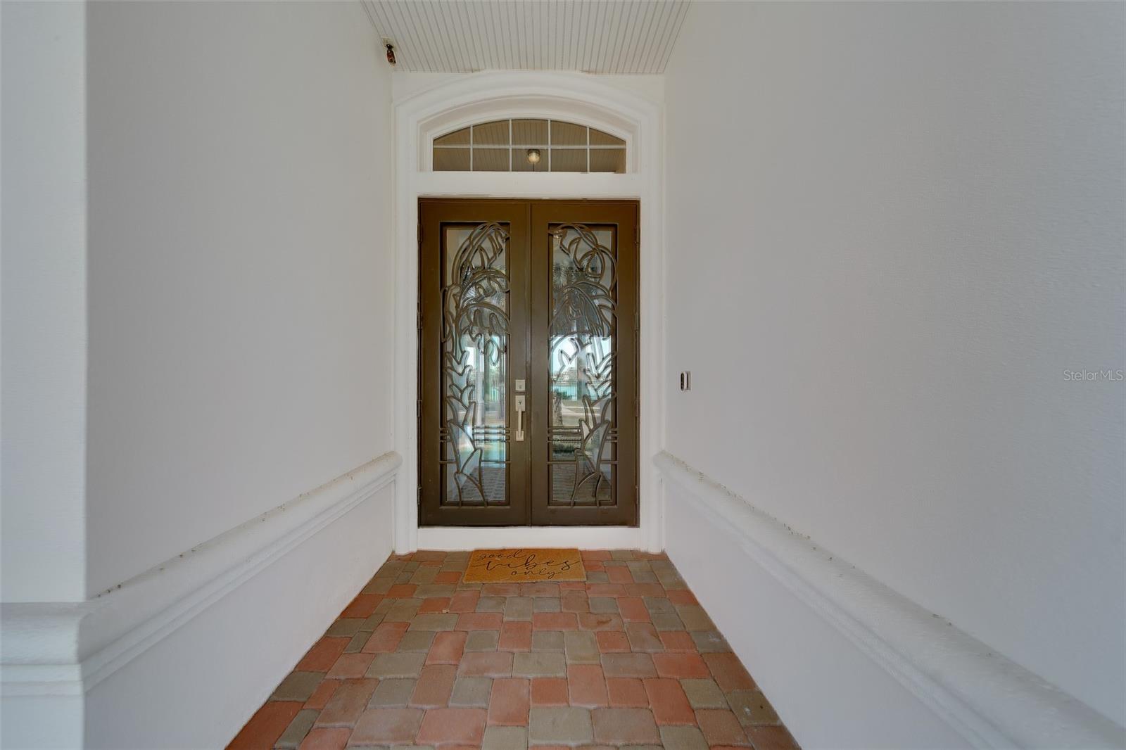 Image 12 of 96 For 824 Island Way