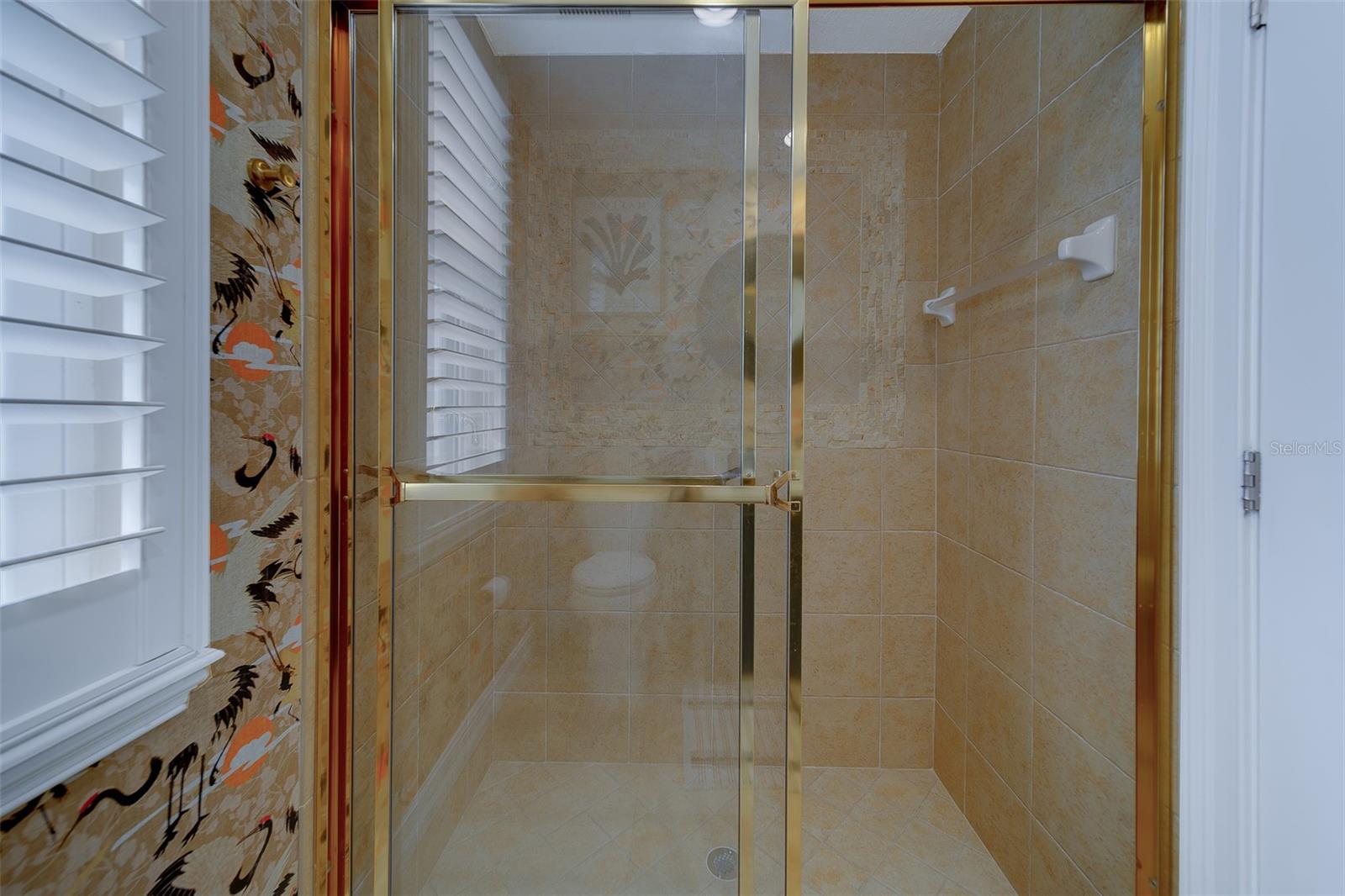 Image 34 of 96 For 824 Island Way