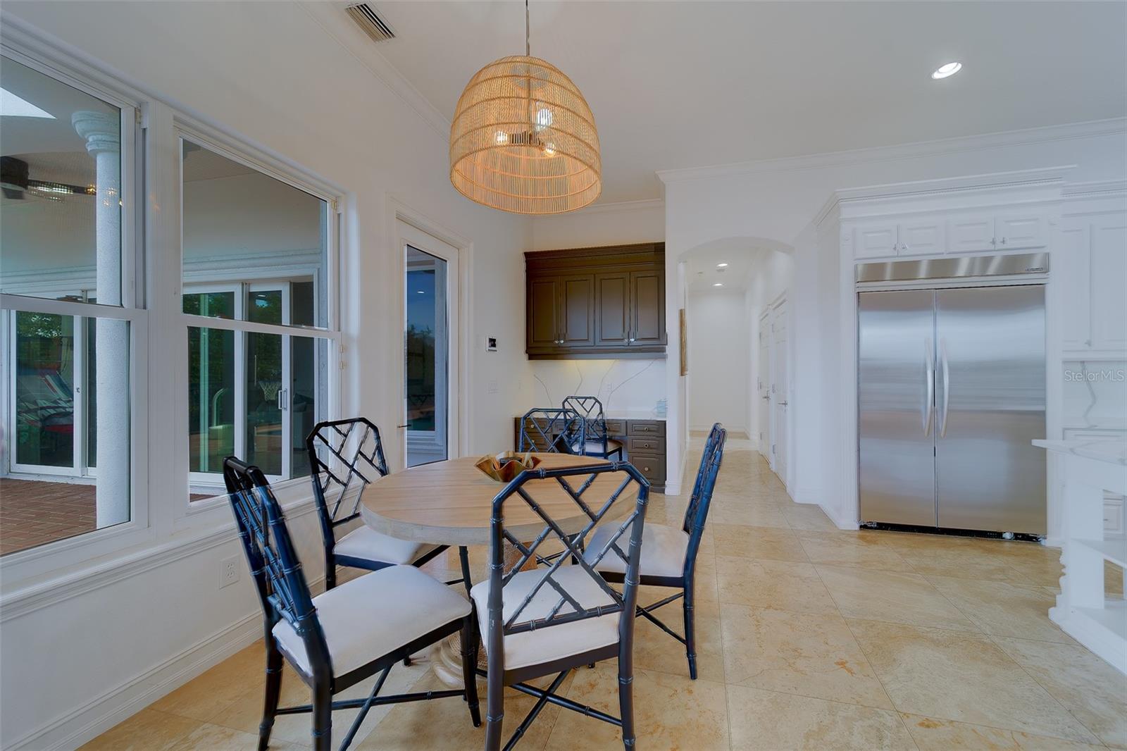 Image 41 of 96 For 824 Island Way