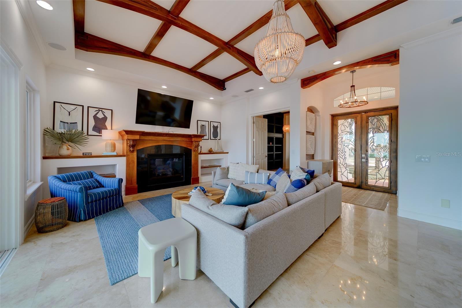 Image 51 of 96 For 824 Island Way