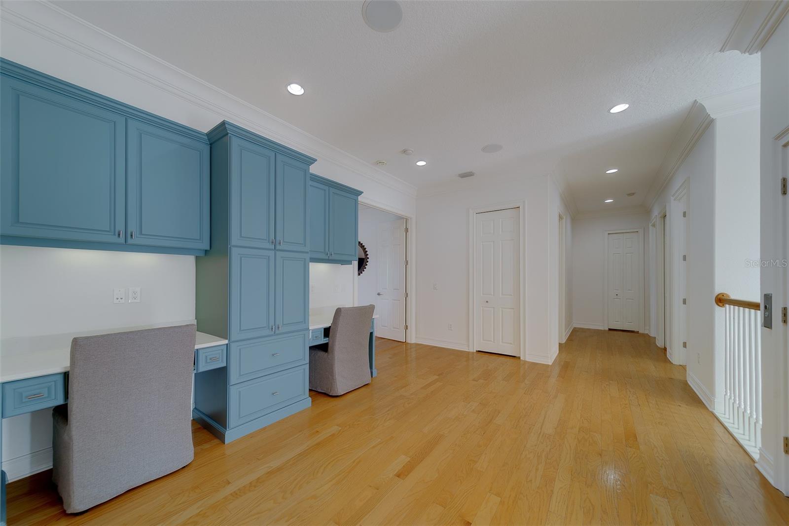 Image 66 of 96 For 824 Island Way