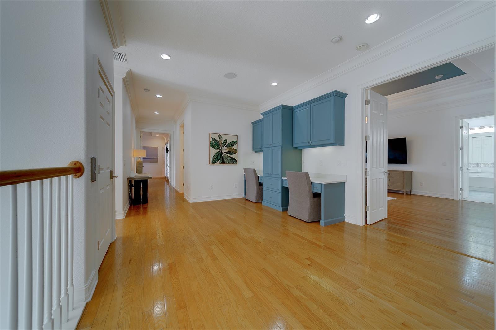 Image 79 of 96 For 824 Island Way