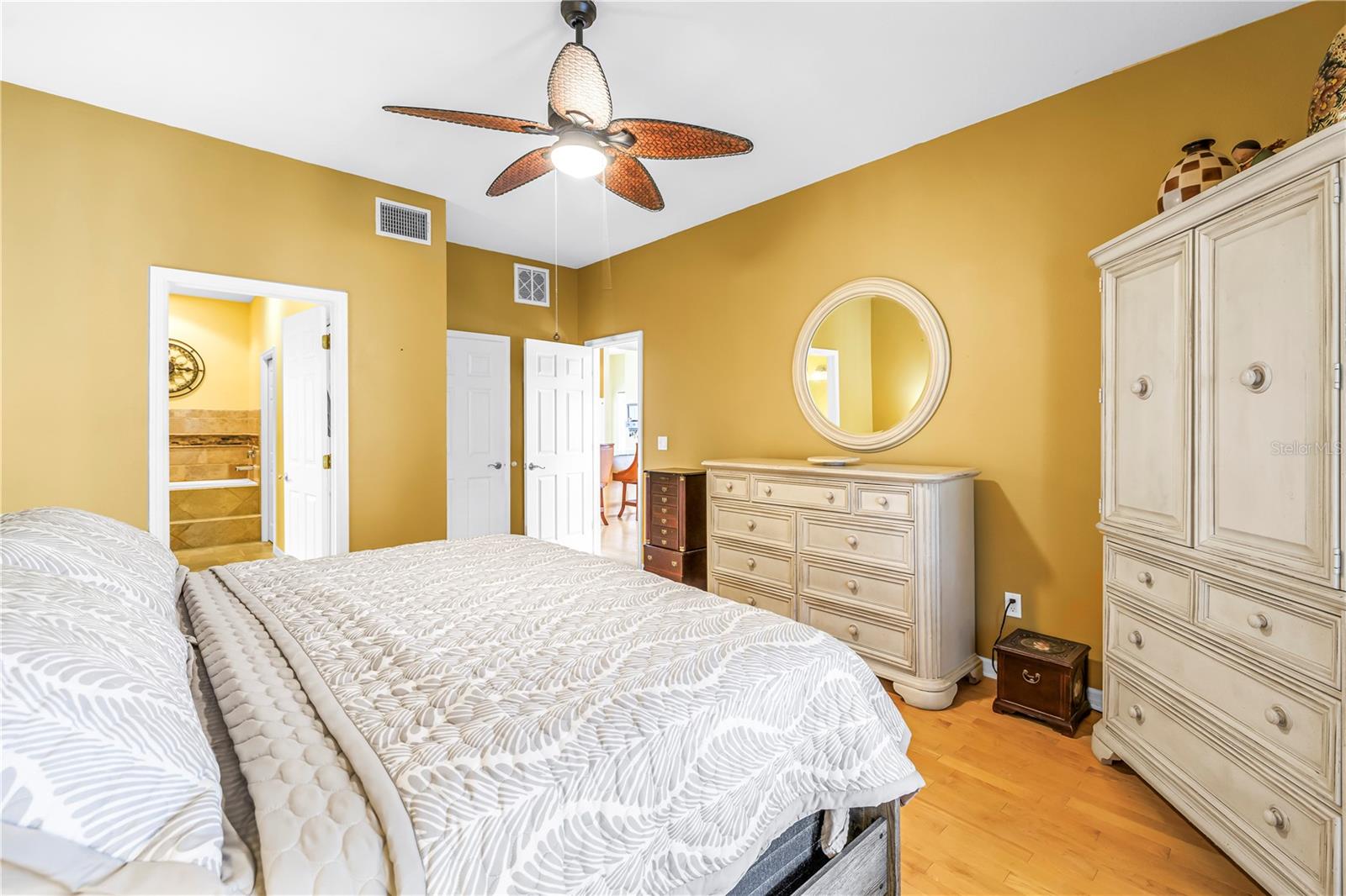 Image 16 of 42 For 1014 Ewing Place