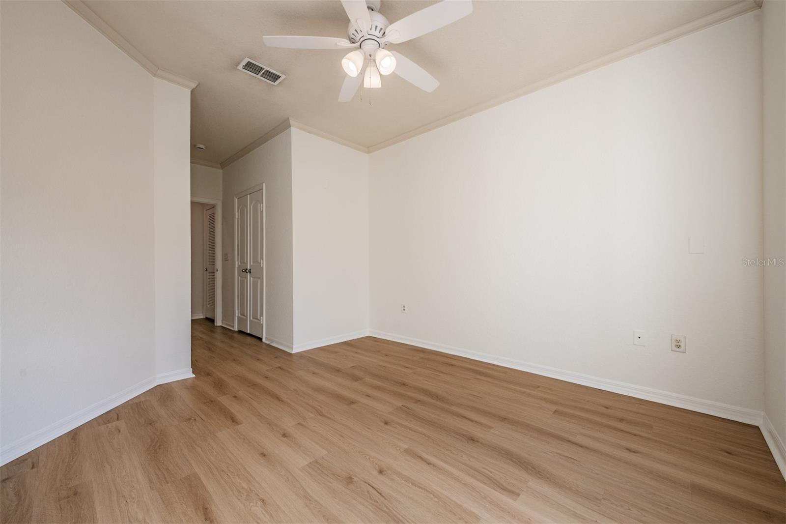 Image 18 of 30 For 4221 Spruce Street 1302