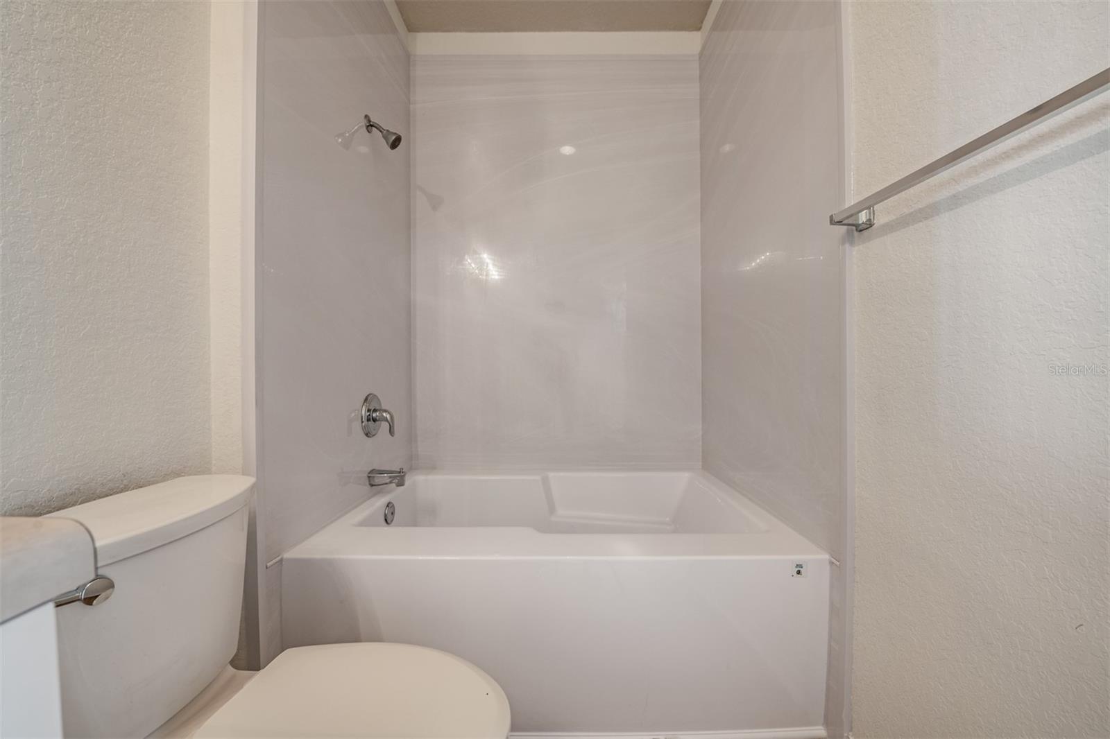 Image 20 of 30 For 4221 Spruce Street 1302