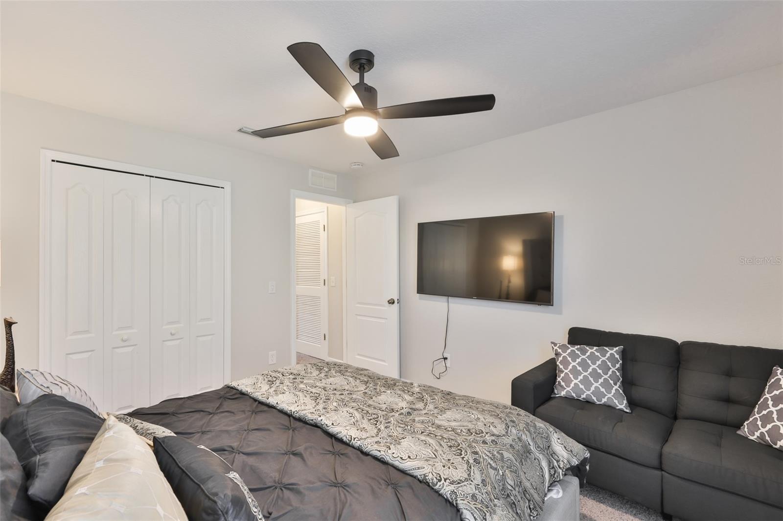 Image 37 of 57 For 1609 Bonita Bluff Court