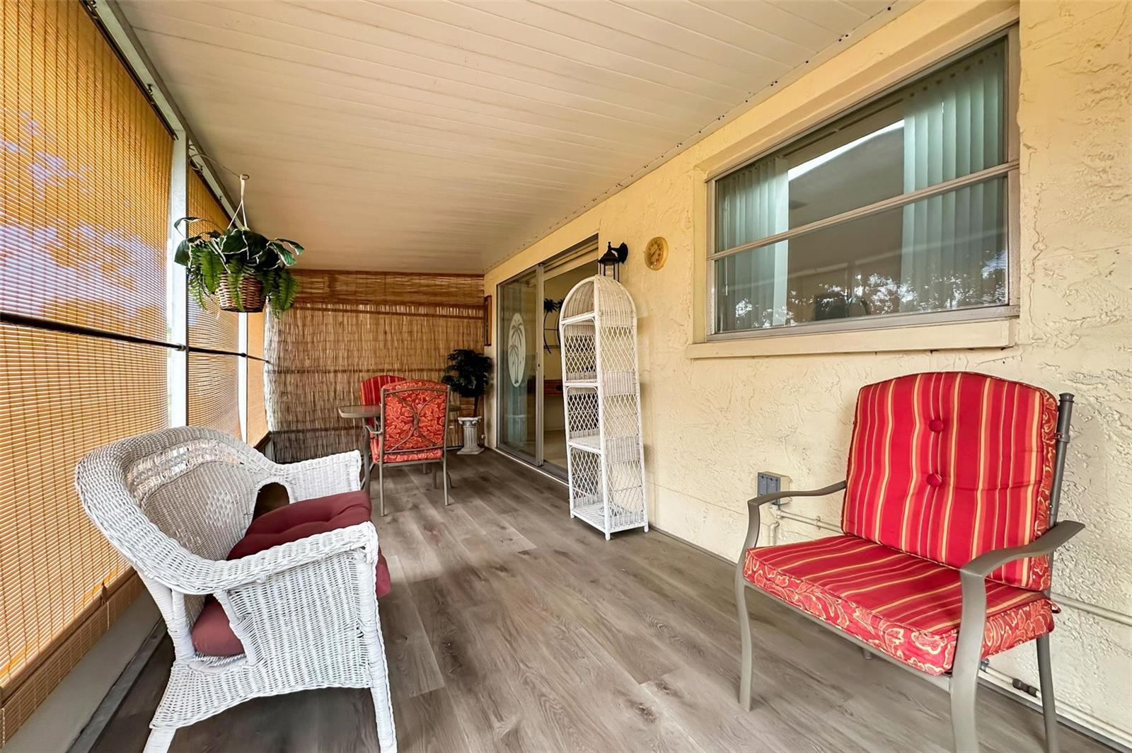 Image 30 of 50 For 1055 Loch Haven Drive S