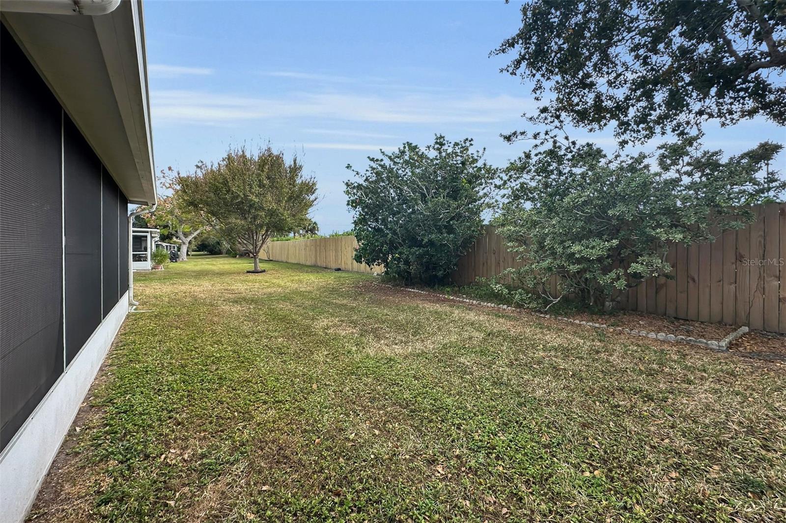 Image 37 of 50 For 1055 Loch Haven Drive S