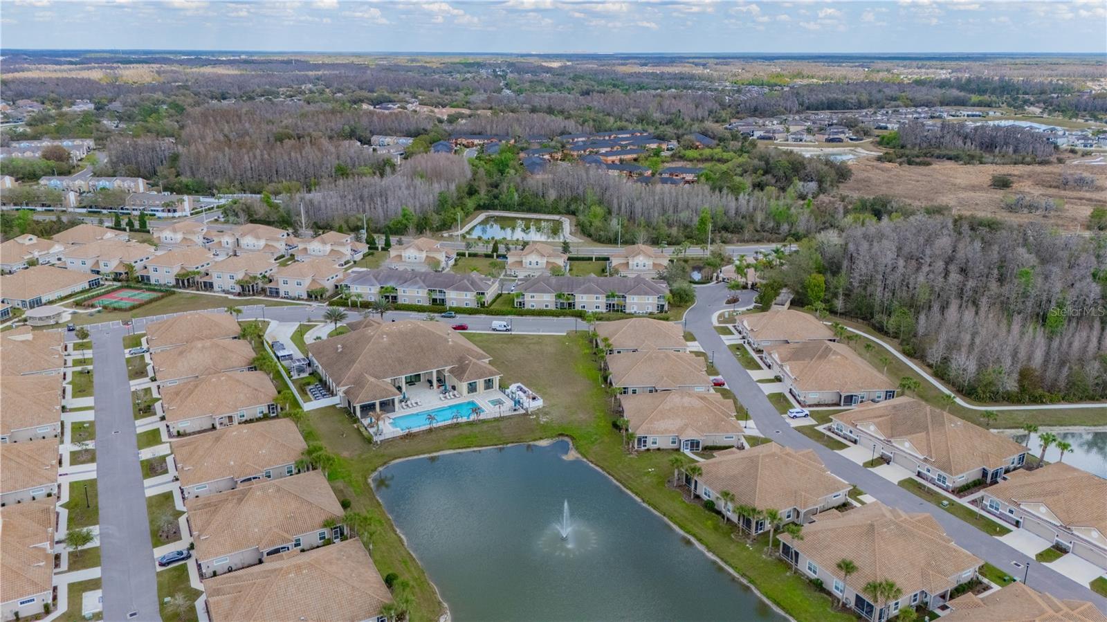 Image 10 of 37 For 1195 Godavari Way 104