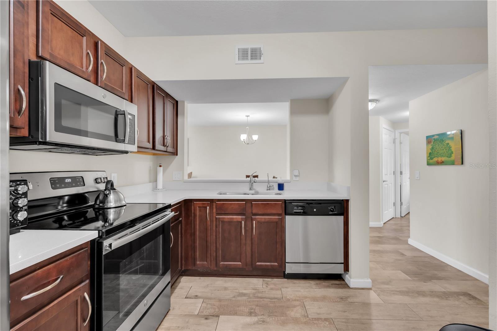 Image 23 of 37 For 1195 Godavari Way 104