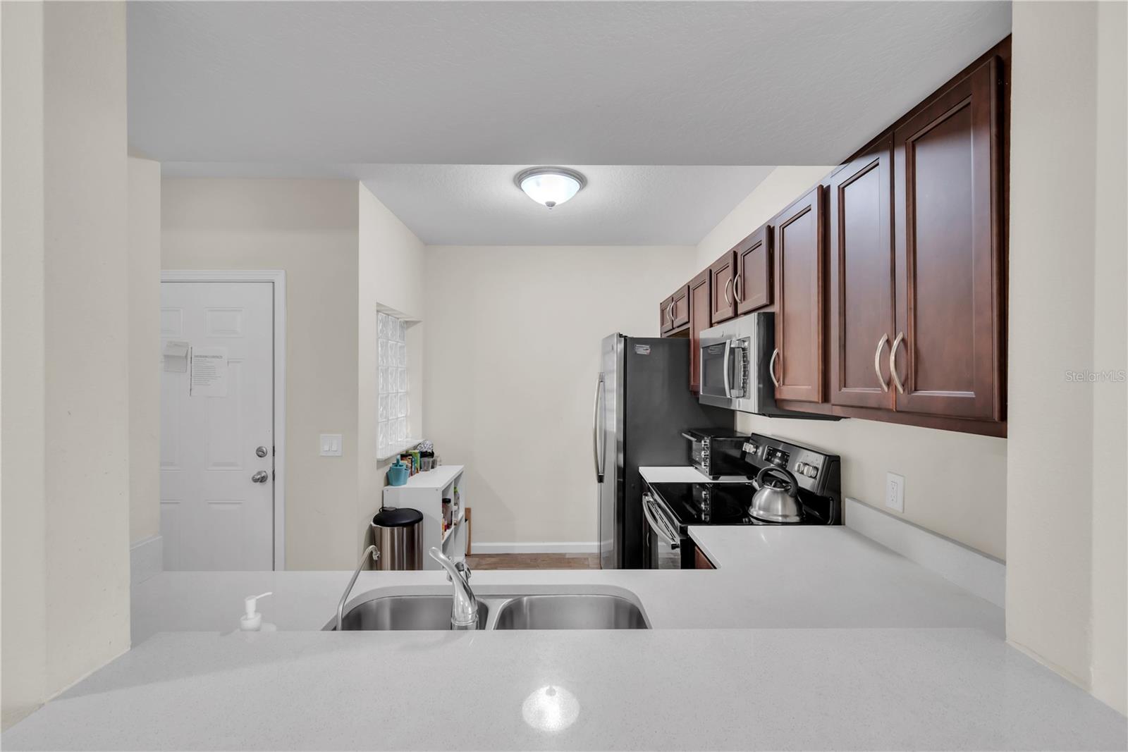 Image 24 of 37 For 1195 Godavari Way 104