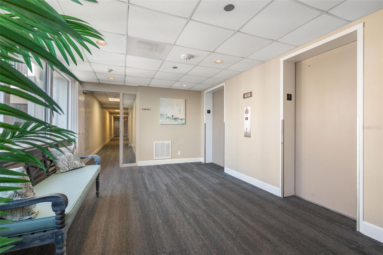 Image 18 of 57 For 1501 Gulf Boulevard 603