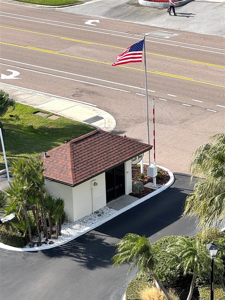 Image 2 of 57 For 1501 Gulf Boulevard 603