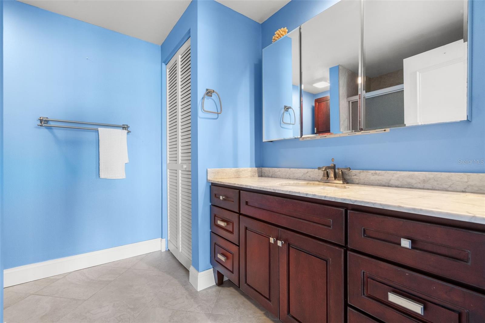 Image 40 of 57 For 1501 Gulf Boulevard 603