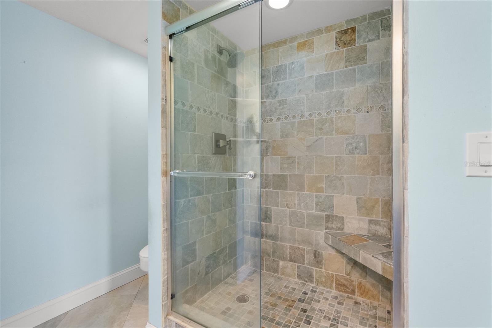 Image 41 of 57 For 1501 Gulf Boulevard 603