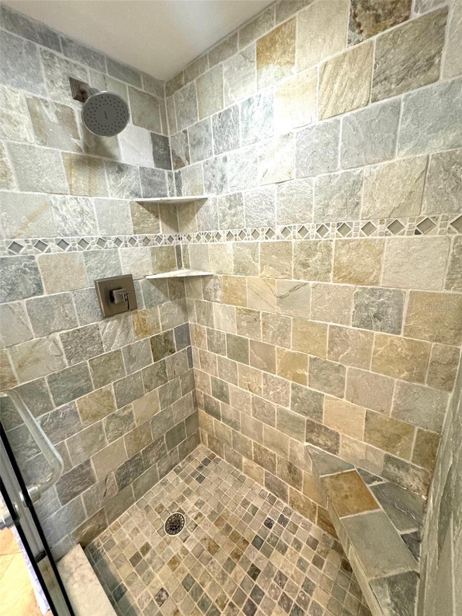 Image 43 of 57 For 1501 Gulf Boulevard 603