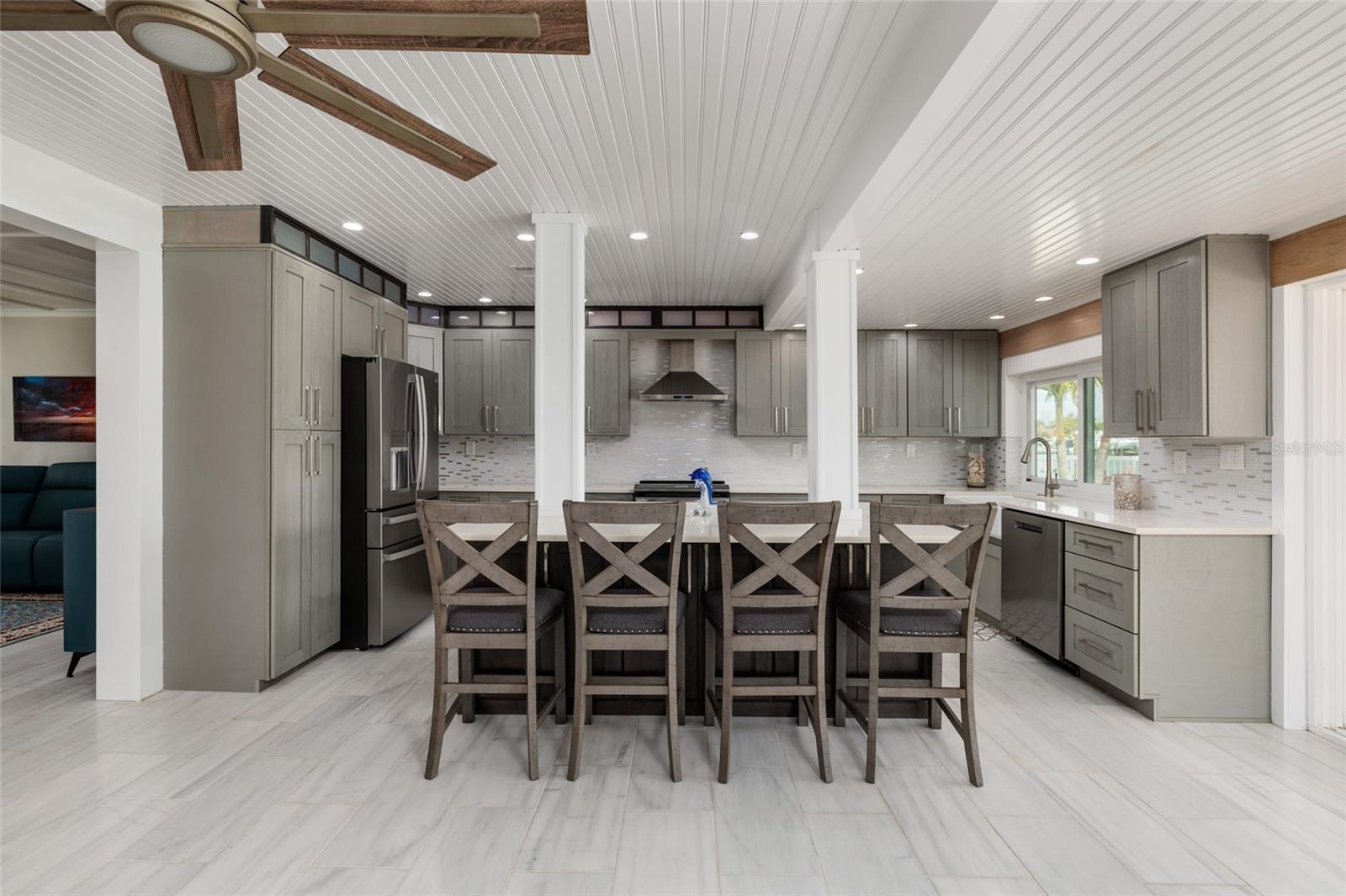 Image 17 of 60 For 11775 4th Street E