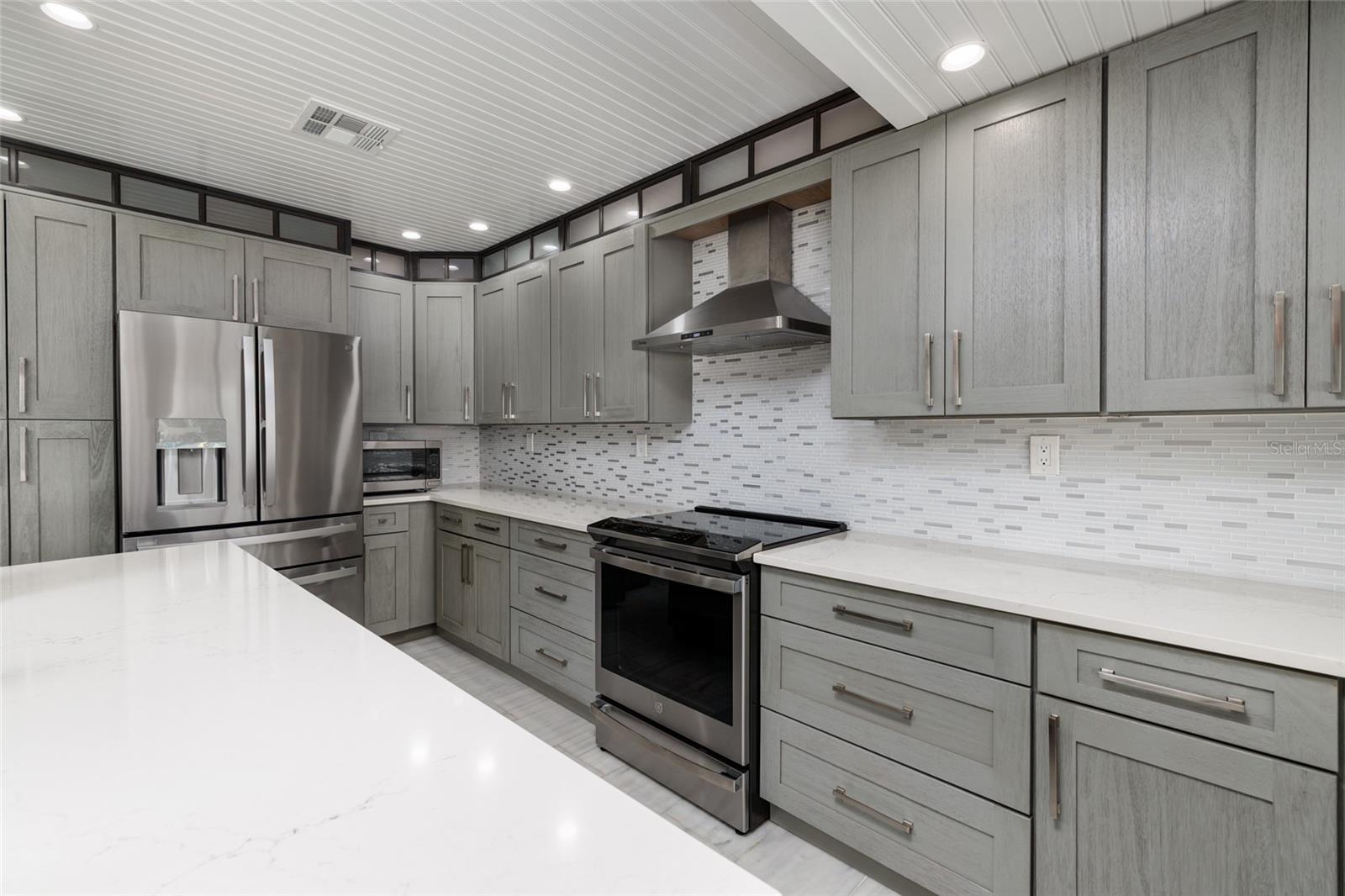 Image 18 of 60 For 11775 4th Street E