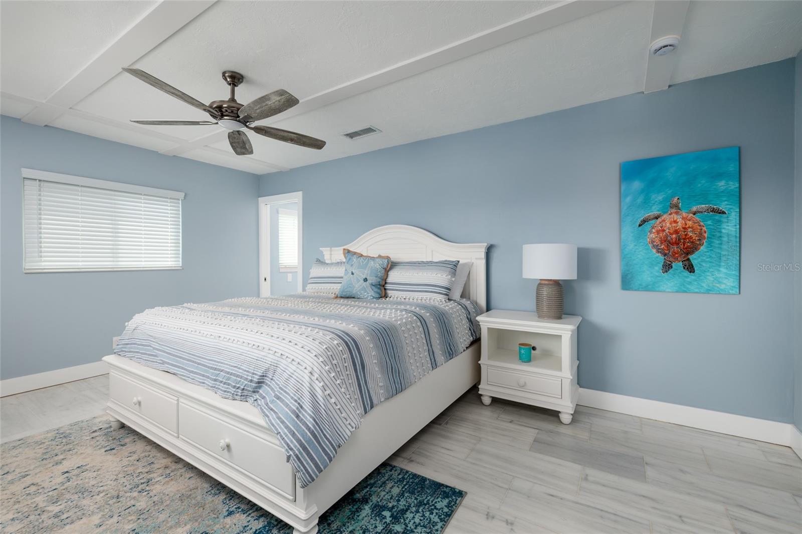 Image 21 of 60 For 11775 4th Street E