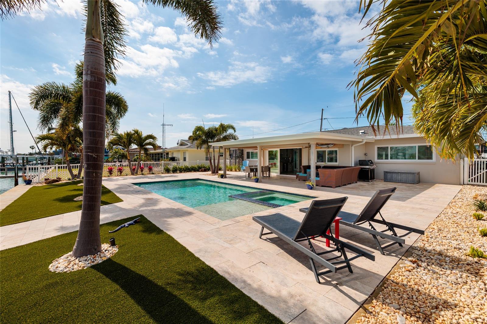 Image 36 of 60 For 11775 4th Street E