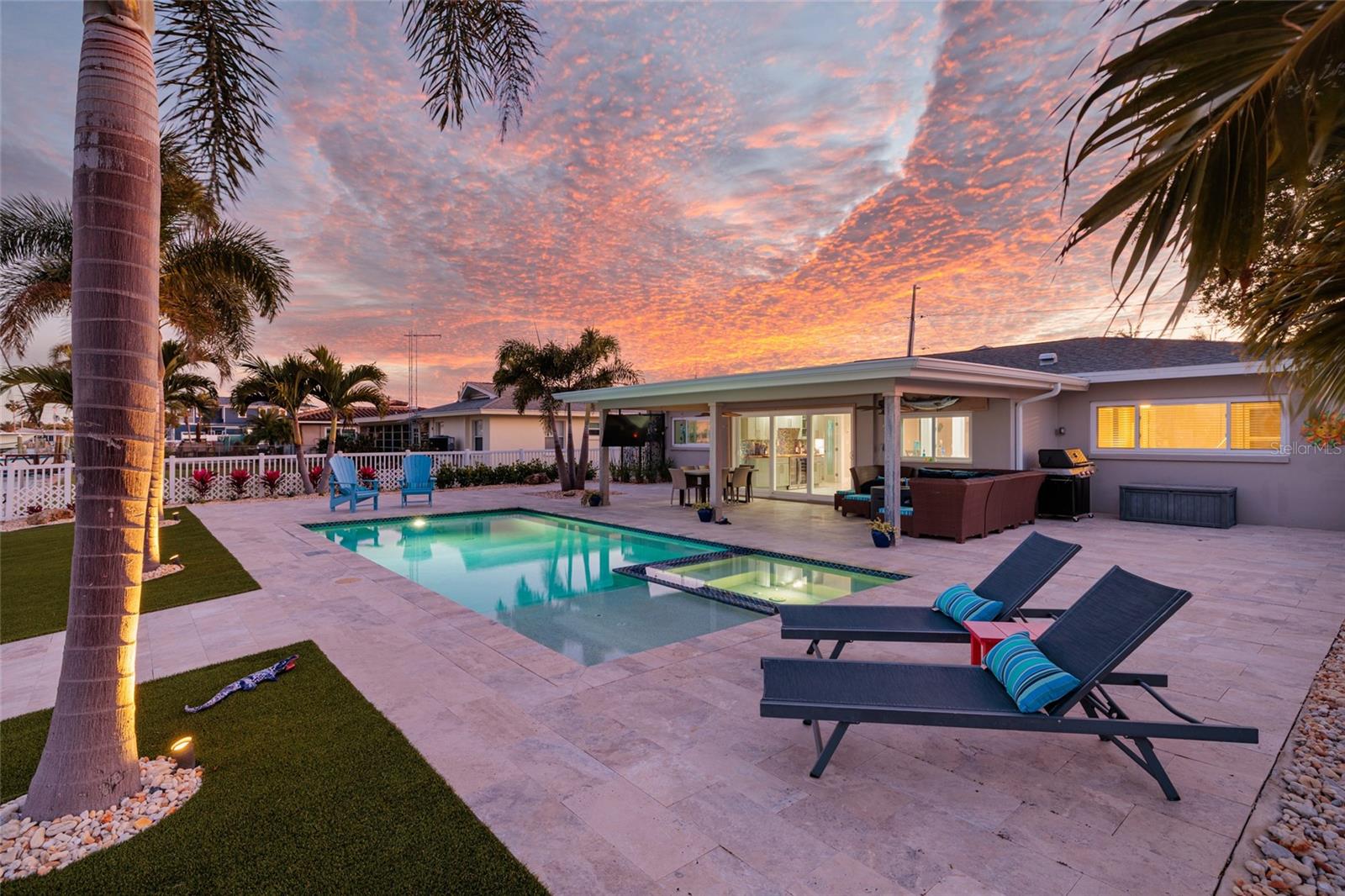 Image 4 of 60 For 11775 4th Street E