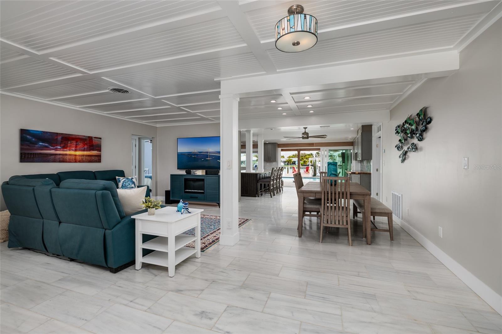 Image 9 of 60 For 11775 4th Street E