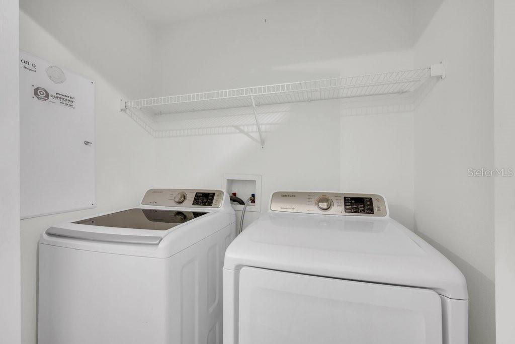 Image 18 of 30 For 15844 Fishhawk Falls Drive