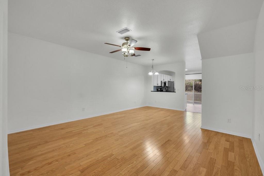 Image 3 of 30 For 15844 Fishhawk Falls Drive