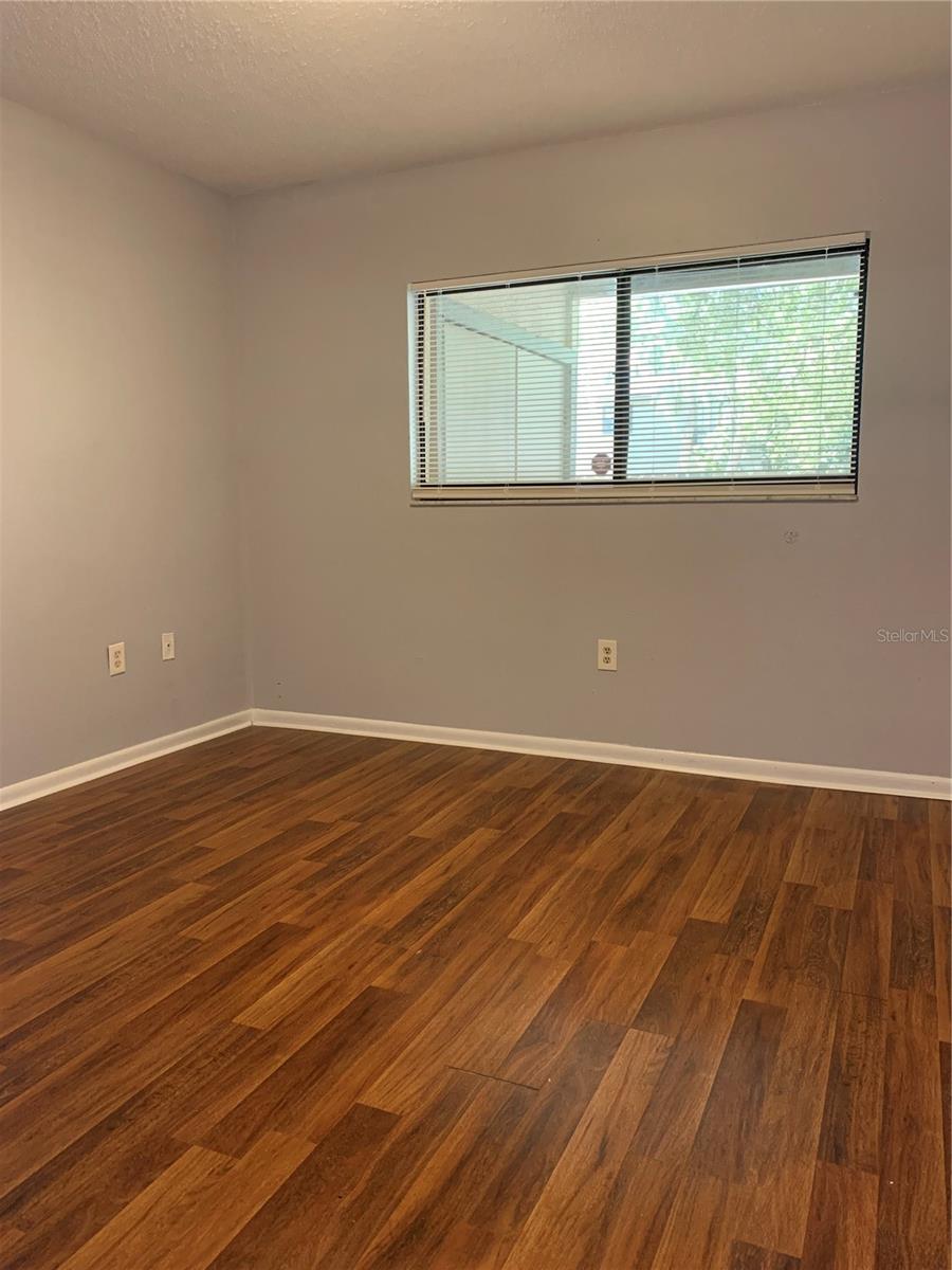 Image 7 of 14 For 4106 Ashford Green Place 102