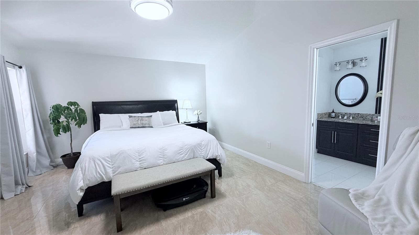 Image 24 of 54 For 31244 Crestmont Court