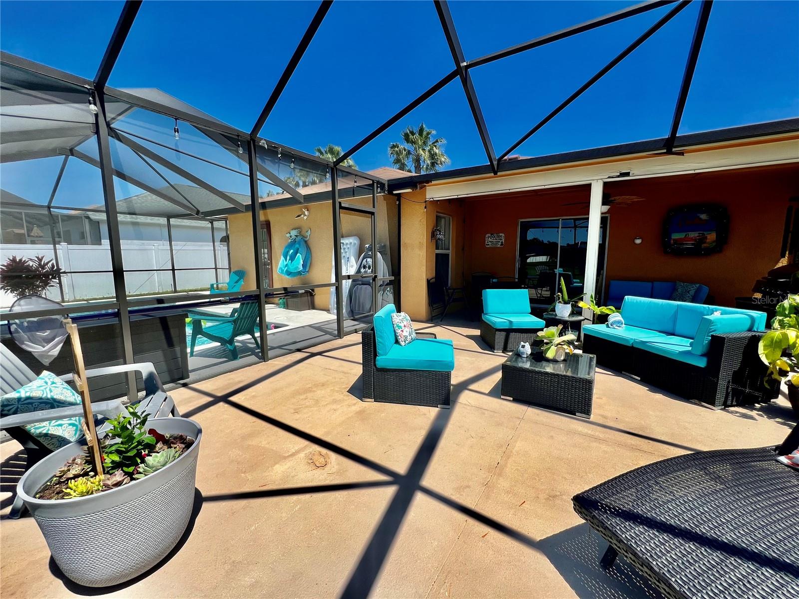 Image 37 of 54 For 31244 Crestmont Court