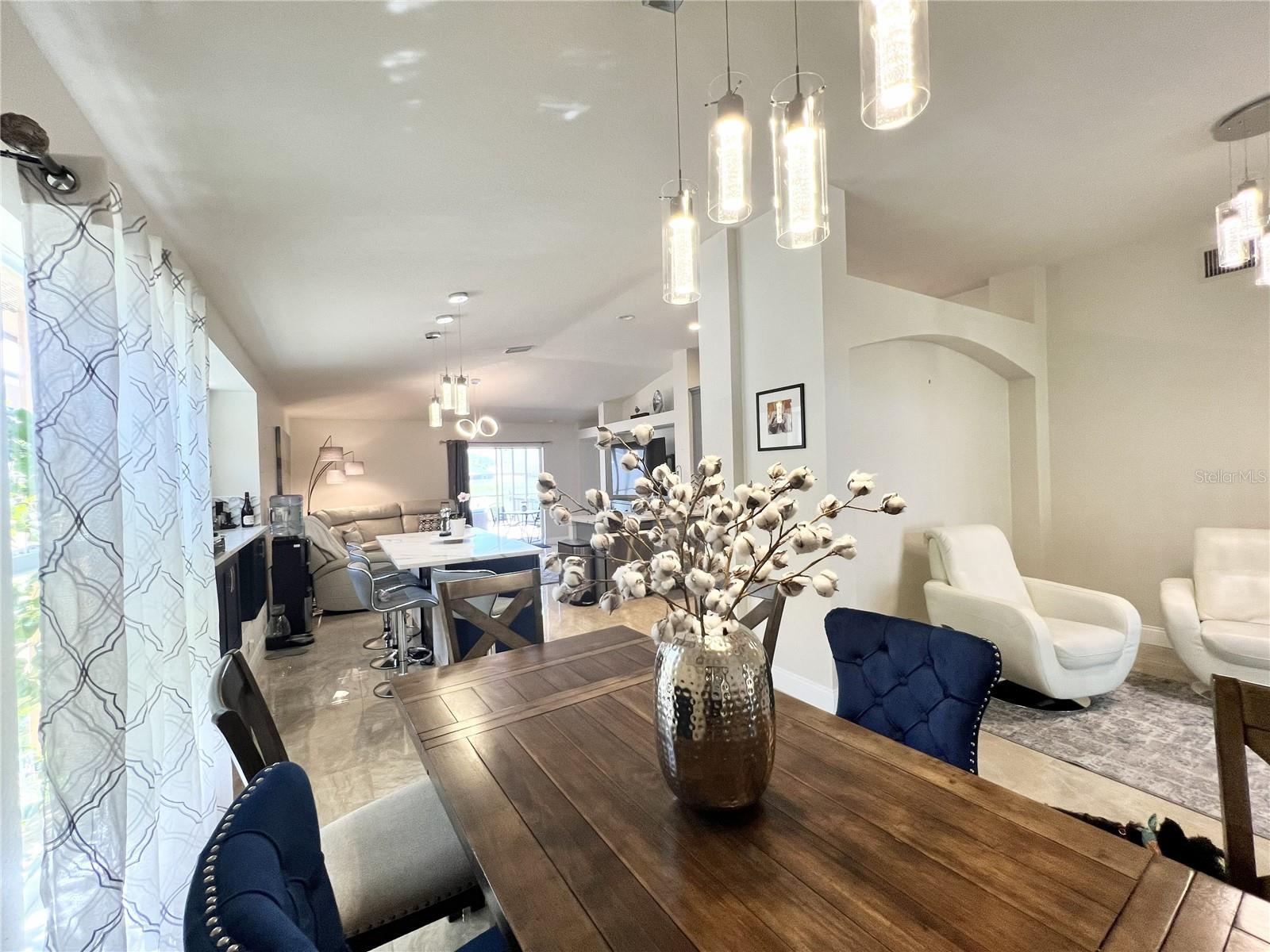 Image 9 of 54 For 31244 Crestmont Court