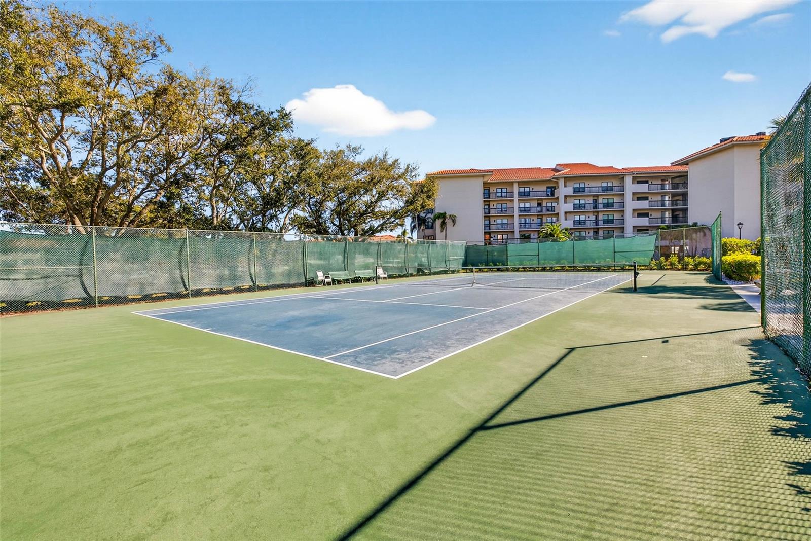 Image 25 of 30 For 1805 Mariner Drive 52