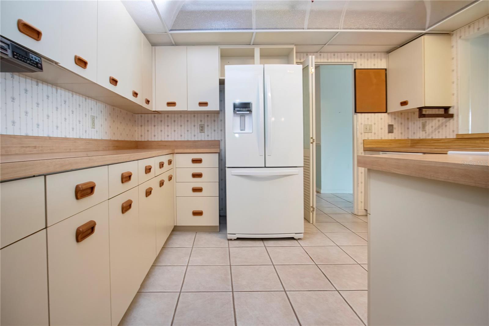 Image 13 of 42 For 1605 Dower Way