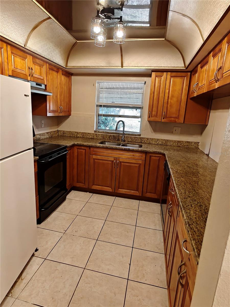 Image 2 of 13 For 2760 62nd Terrace N