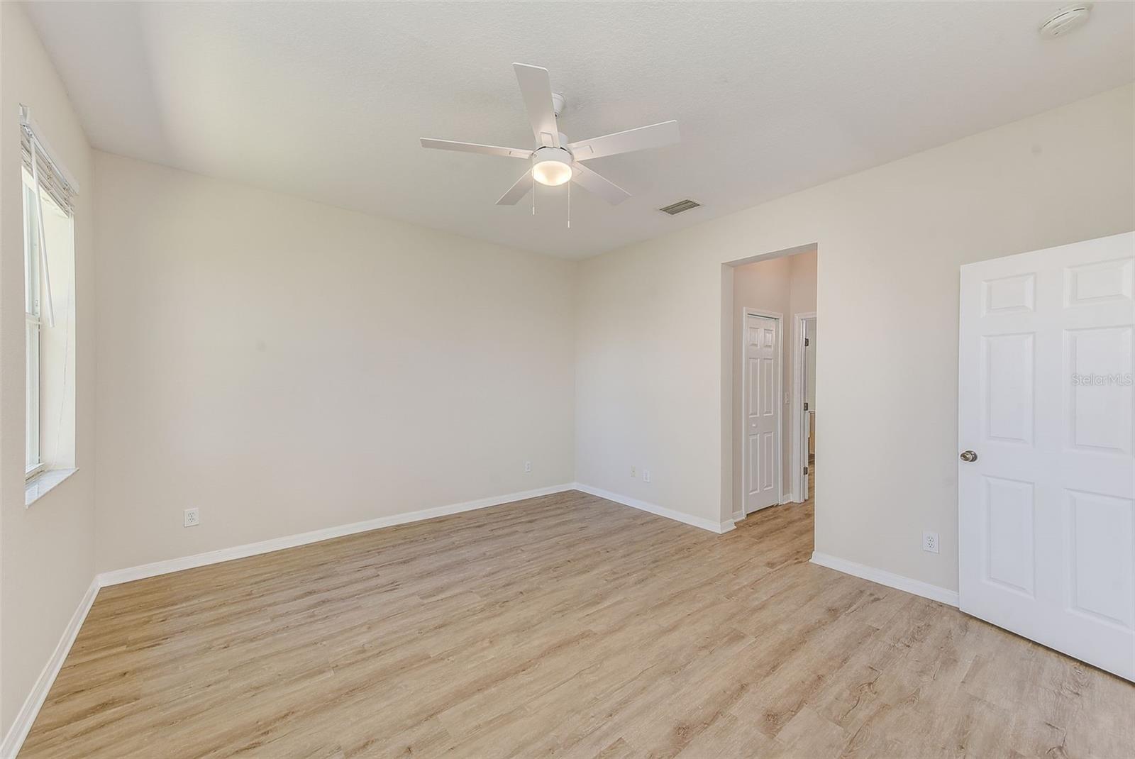 Image 11 of 27 For 11560 Captiva Kay Drive