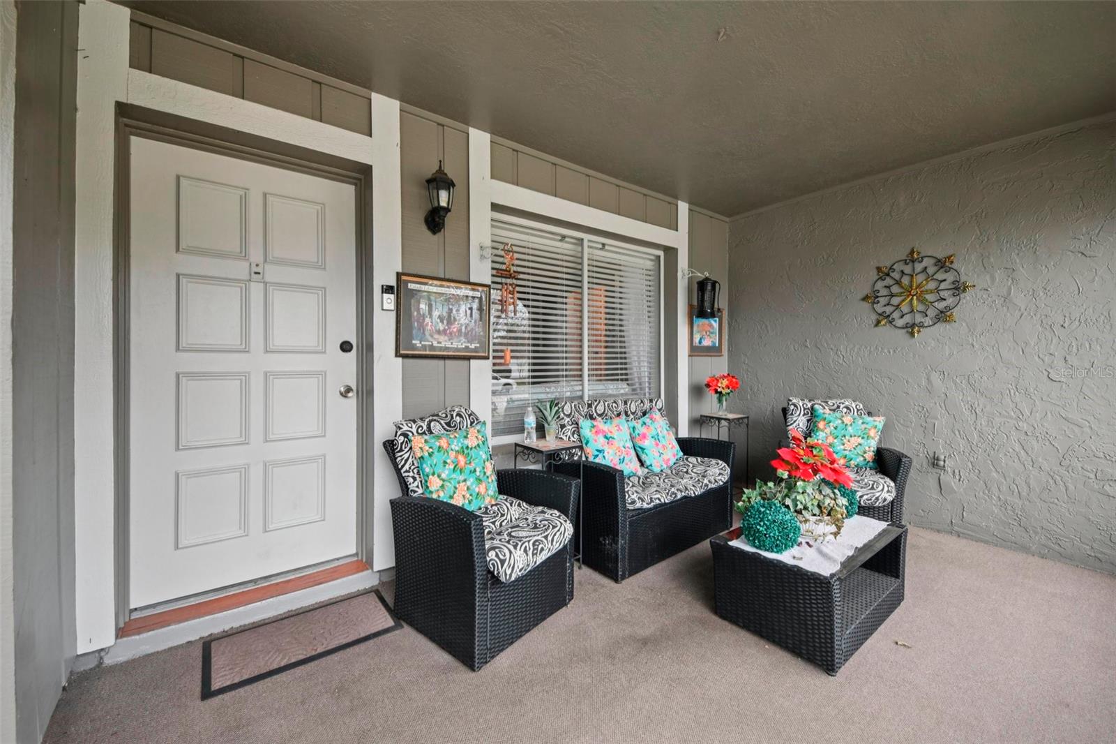 Image 3 of 32 For 10407 Larissa Street