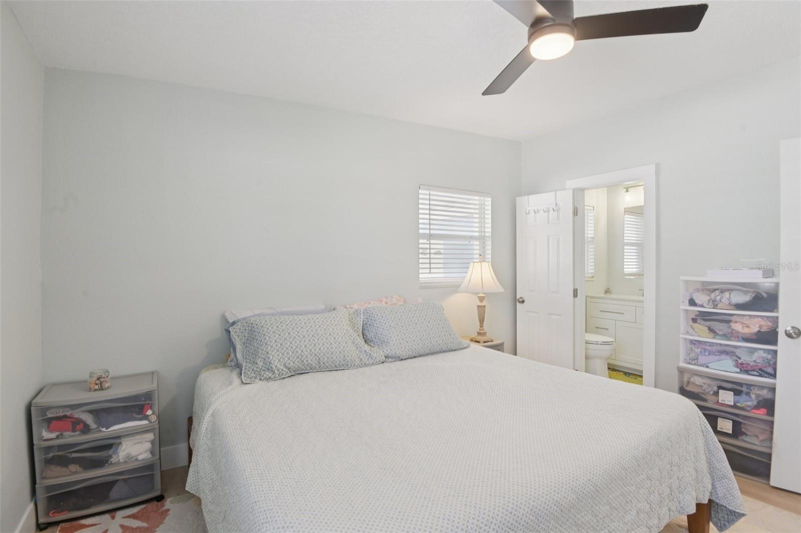 Image 16 of 34 For 204 160th Avenue